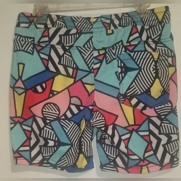 EUC OH SNAP SHORTS SIZE L - Picture 2 of 5